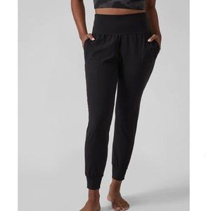 Athleta Salutation Jogger in Powervita Black Size XS